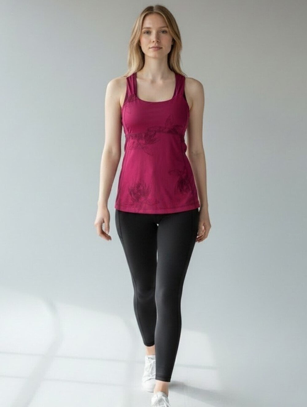 Lululemon Tank Top with Built-In Bra Shell - Picture 2 of 8